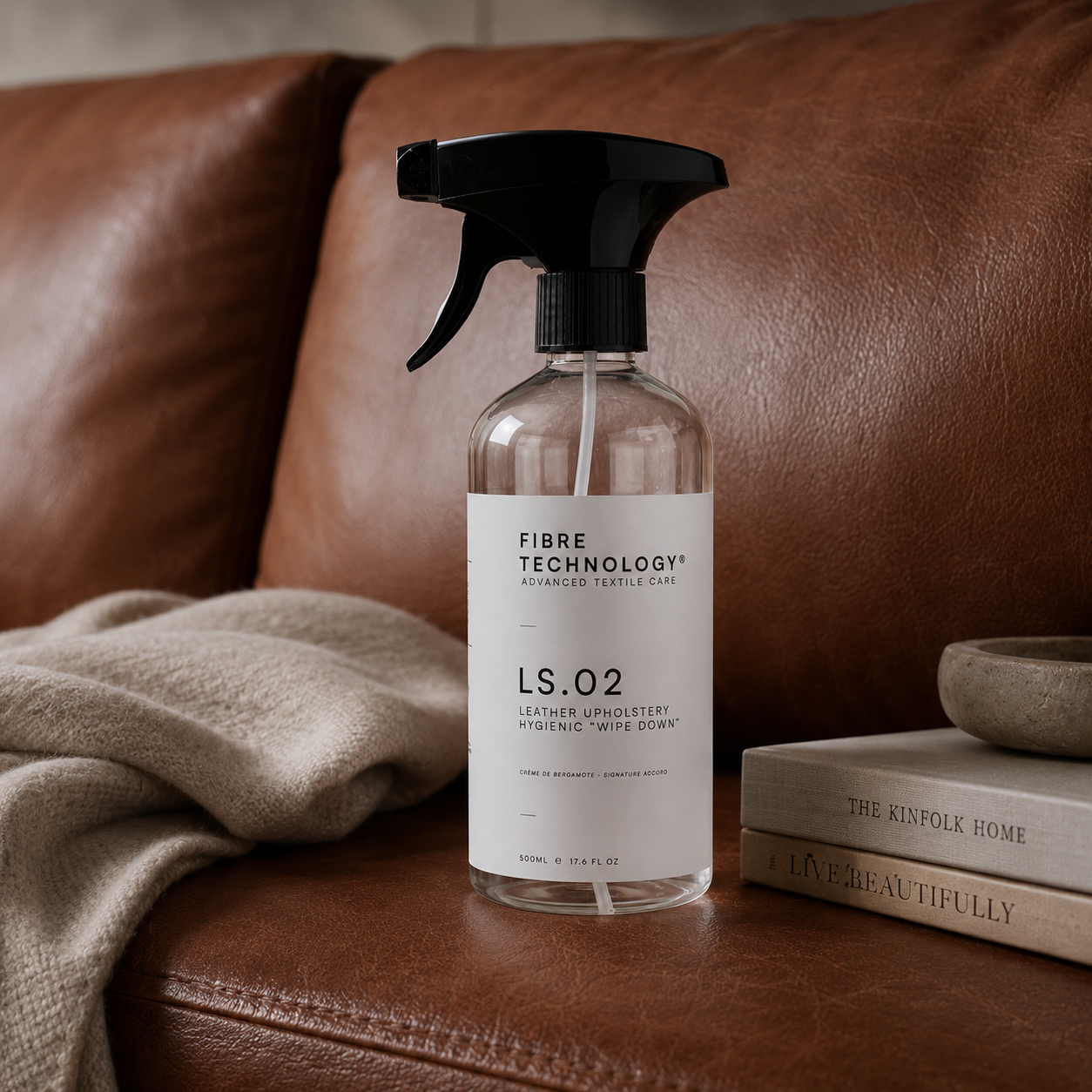 LS.02 Daily Leather Cleanse